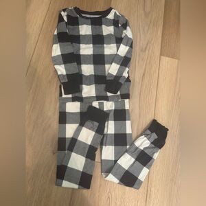 Old Navy Black and White Plaid Pajama Set